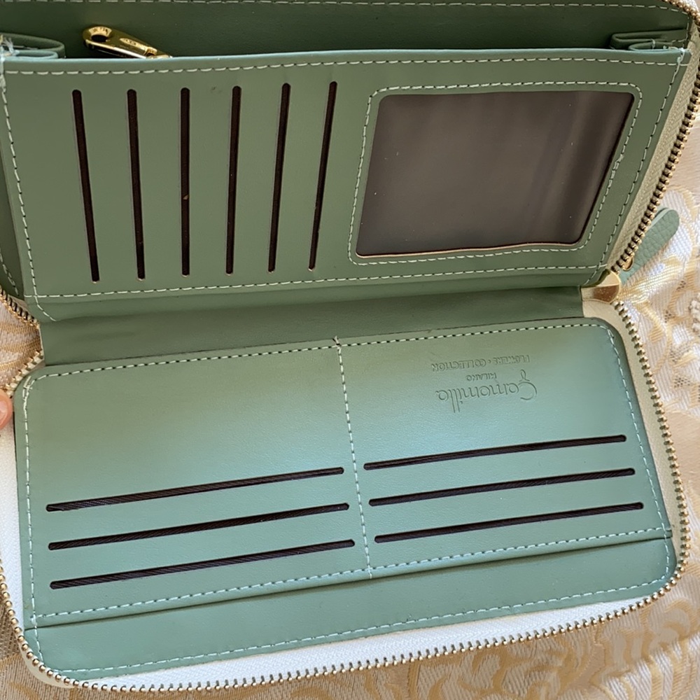 Wallet - Picture 3 of 3